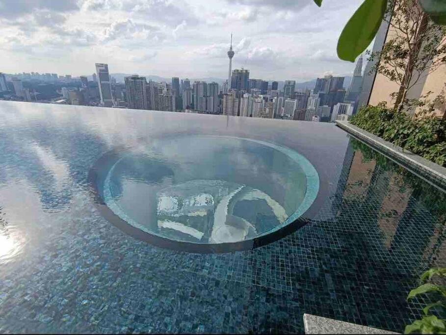 1+ 1 Bedroom 4-5Pax/Klcc/ Bukit Bintang/City View/Mrt Kuala Lumpur Exterior photo